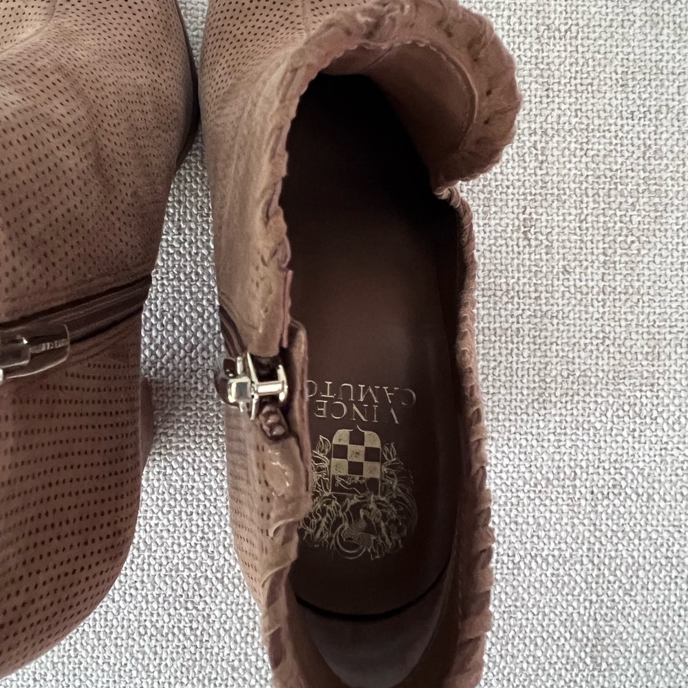 Vince Camuto Fernlee Tan Perforated Suede Block H… - image 3